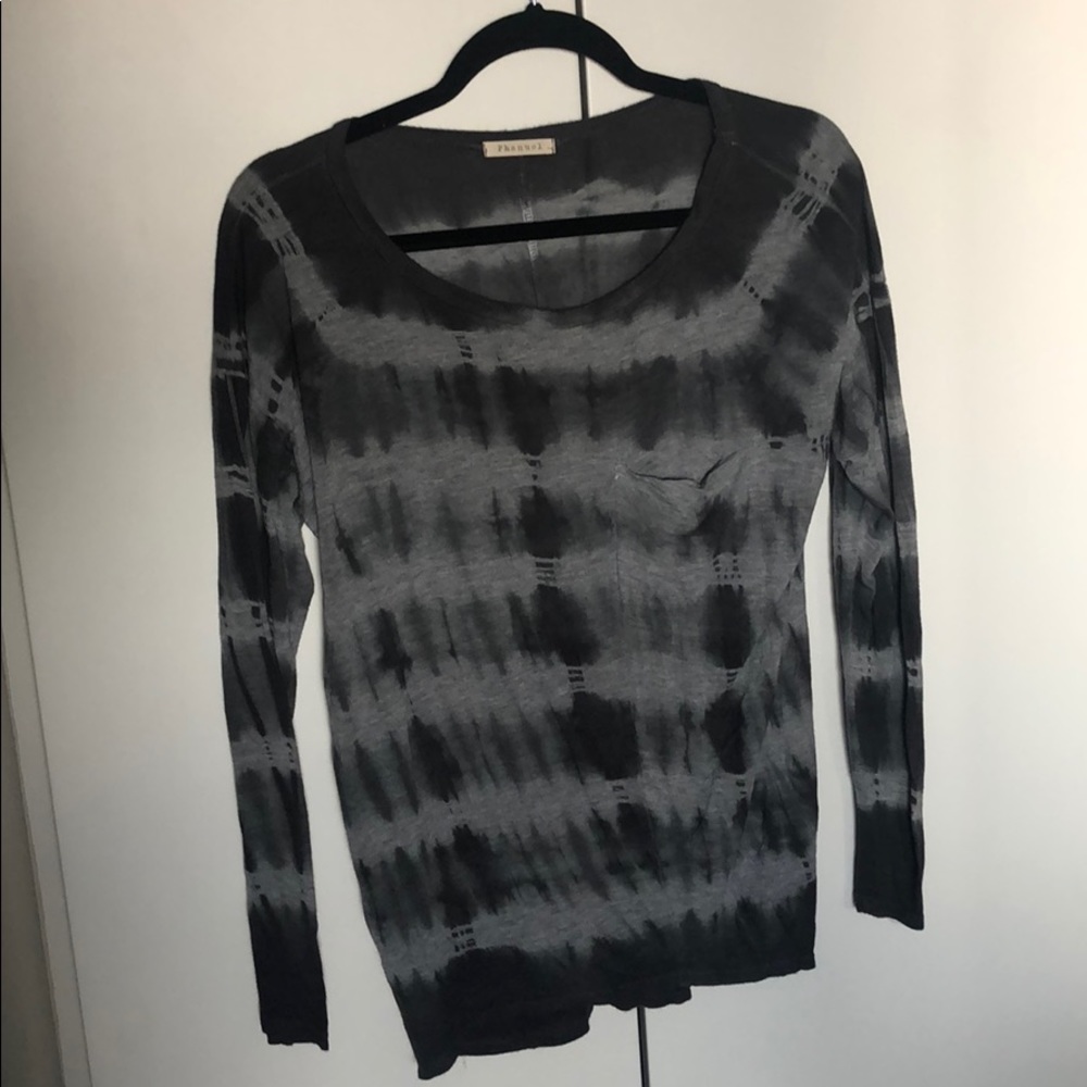 Tie Dye Front Slouch Pocket Long Sleeve